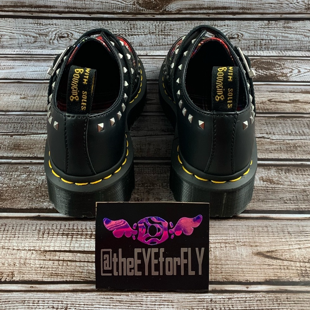NEW Dr Doc Martens Ramsey Plaid Studded Shoes. Fits size 6.5 women’s - Picture 5 of 6